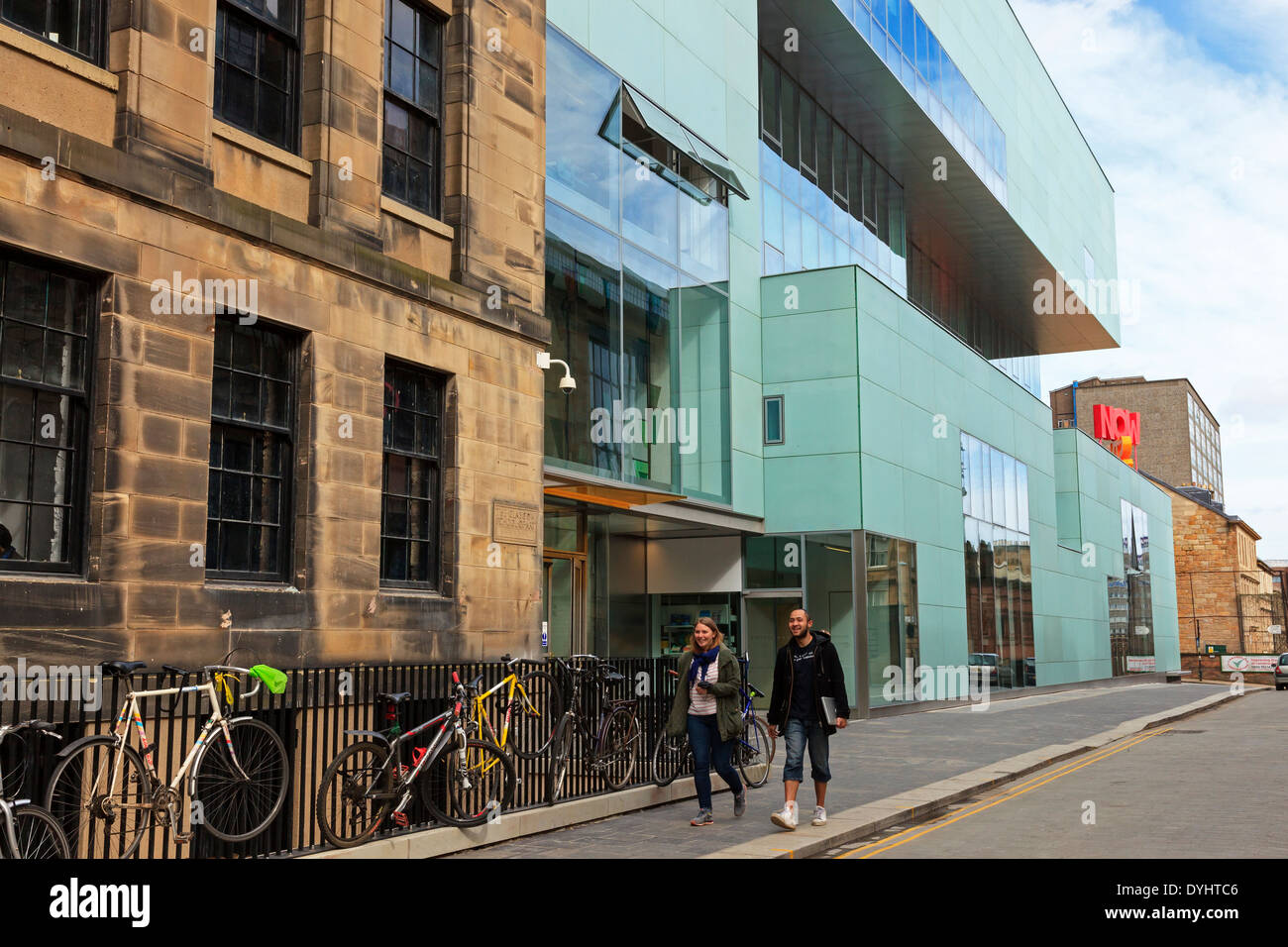 Fassade des Gebäudes Reid, im neu gebauten Nebengebäude an der Glasgow School of Art und der Entwurf des Architekten Steven Holl, Stockfoto