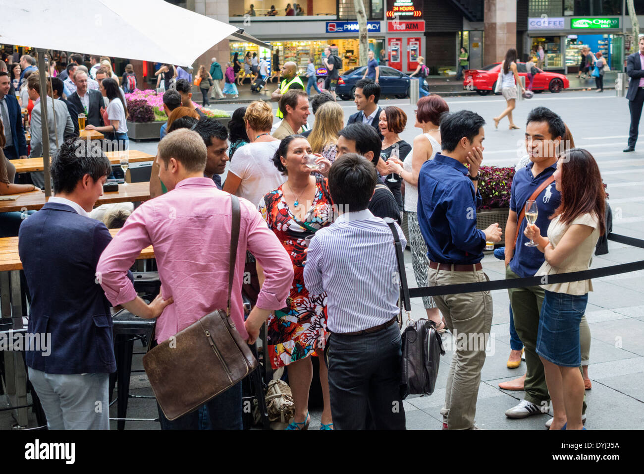 Sydney Australien, New South Wales, Restaurant Restaurants Essen Essen Essen Essen Essen gehen Cafe Cafés Bistro, Bar Bars Lounge Pub, Außenweg im Freien Stockfoto