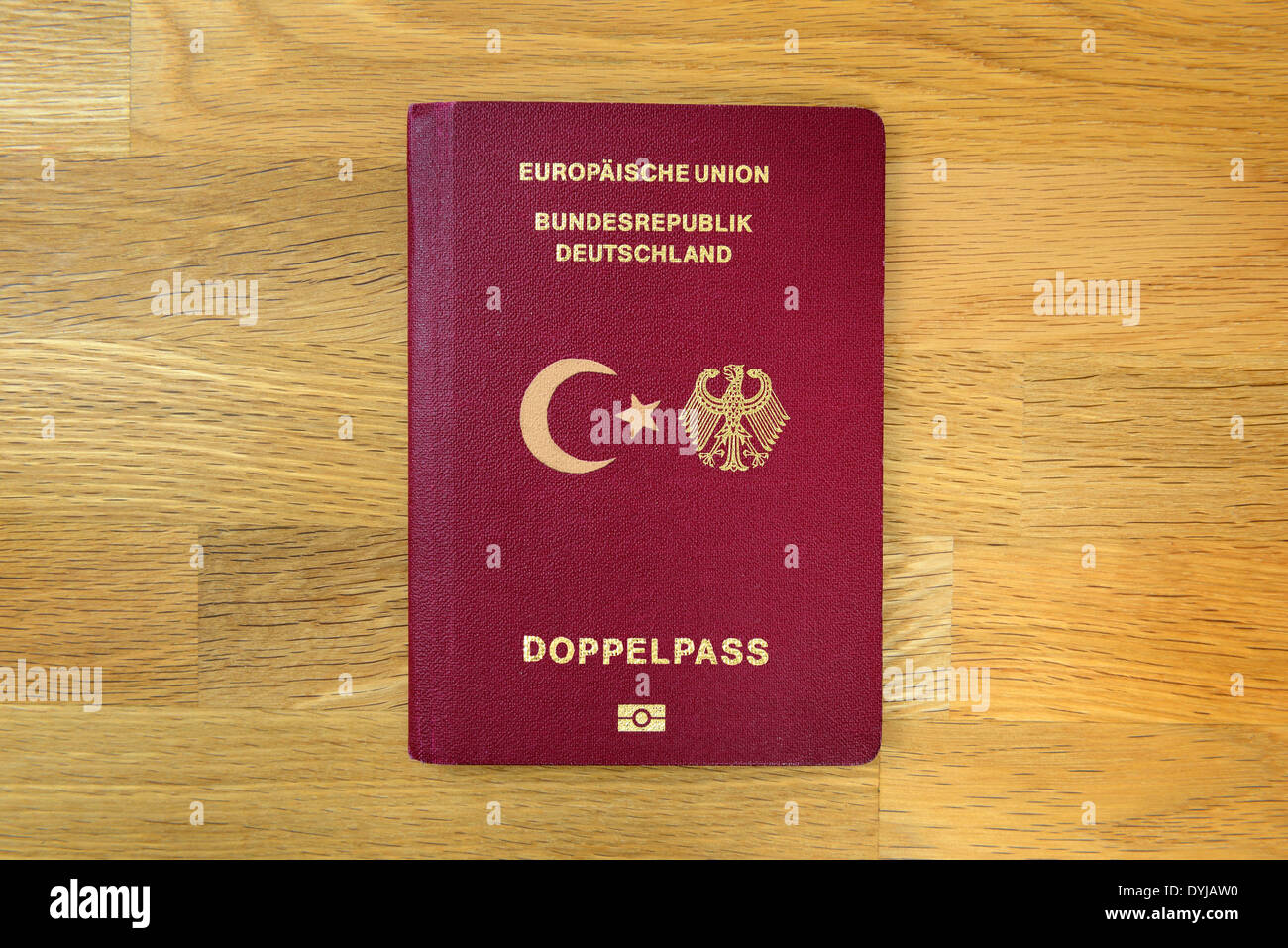 Deutschen und türkischen Reisepass, doppelte Staatsbürgerschaft ...