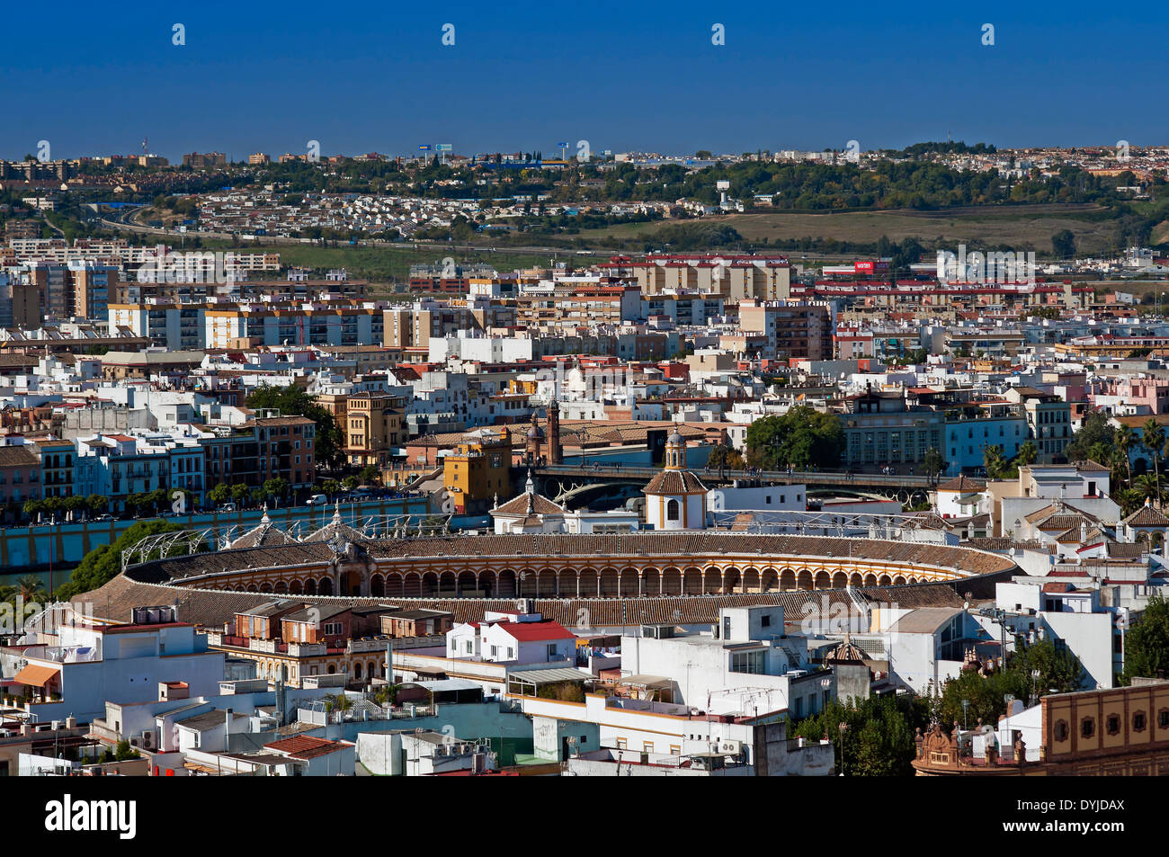 Panorama Ansicht und Stierkampfarena, Sevilla, Region von Andalusien, Spanien, Europa Stockfoto