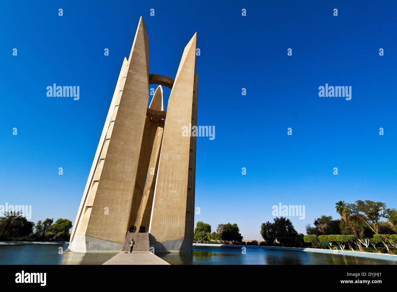 Das Nasser-Staudamm Denkmal in Assuan / Denkmal der Nasser Stausee in Assuan, Das Nasser-Staudamm Denkmal in Assuan Stockfoto