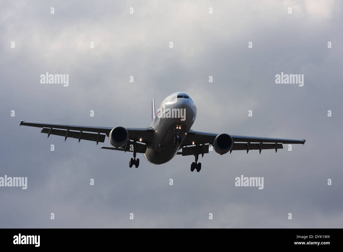 Airbus A300-600 N652FE Federal Express am Flughafen Ottawa YOW Kanada, 19. April 2014 Stockfoto