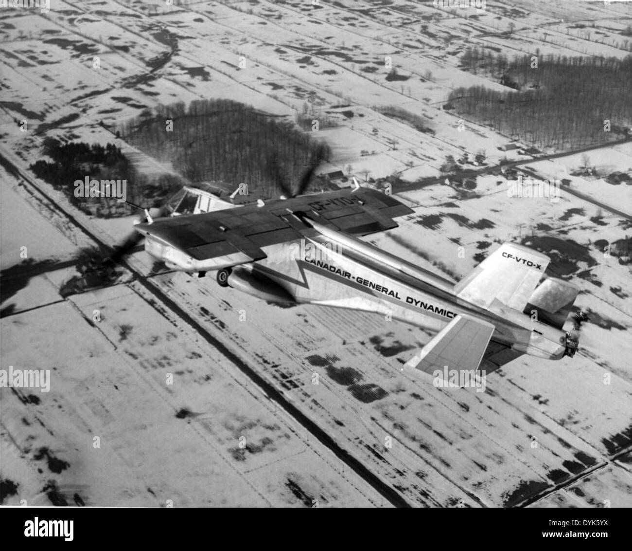 Die Canadair CL-84 Dynavert war ein Versuchsflugzeug, das für die kanadischen Streitkräfte entwickelt wurde. Er wurde für vertikale und kurze Start- und Landungsmöglichkeiten (V/STOL) entwickelt und wurde vom Lycoming T53-Motor angetrieben. Stockfoto