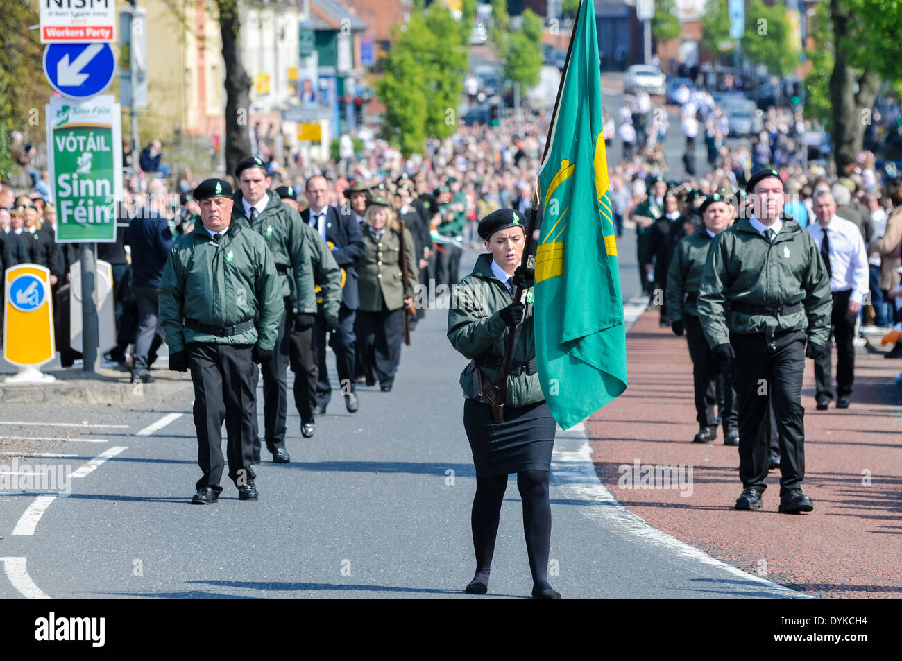 Belfast, Nordirland. 16.02.2013. Irische Republikaner 1916 Ostern steigt durch die Erinnerung an ihre in Milltown Friedhof gefallenen gedenken. Stockfoto