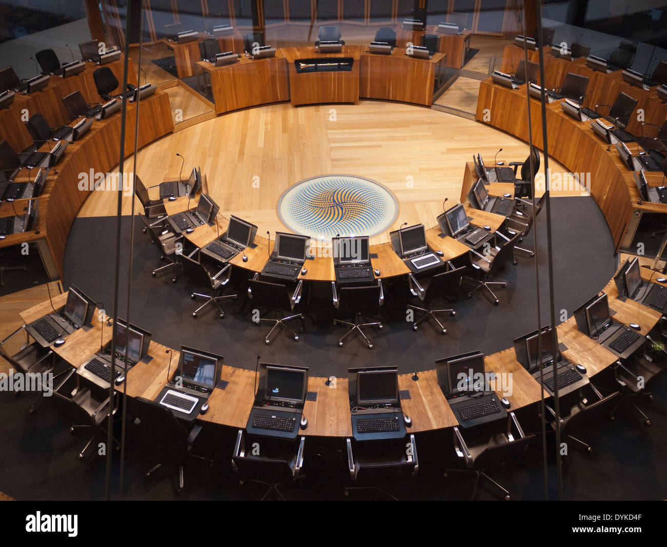 Die Siambr oder diskutieren Kammer im Senedd oder Walisische Nationalversammlung Gebäude Stockfoto