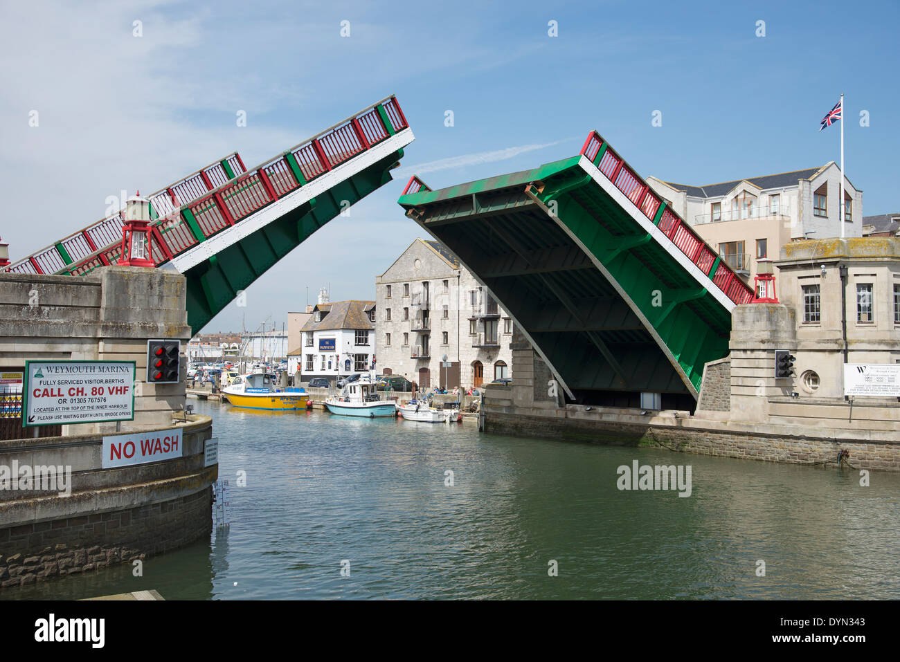 Weymouth Stadtbrücke eine anhebende Bascole Brücke. Dorset England UK Stockfoto