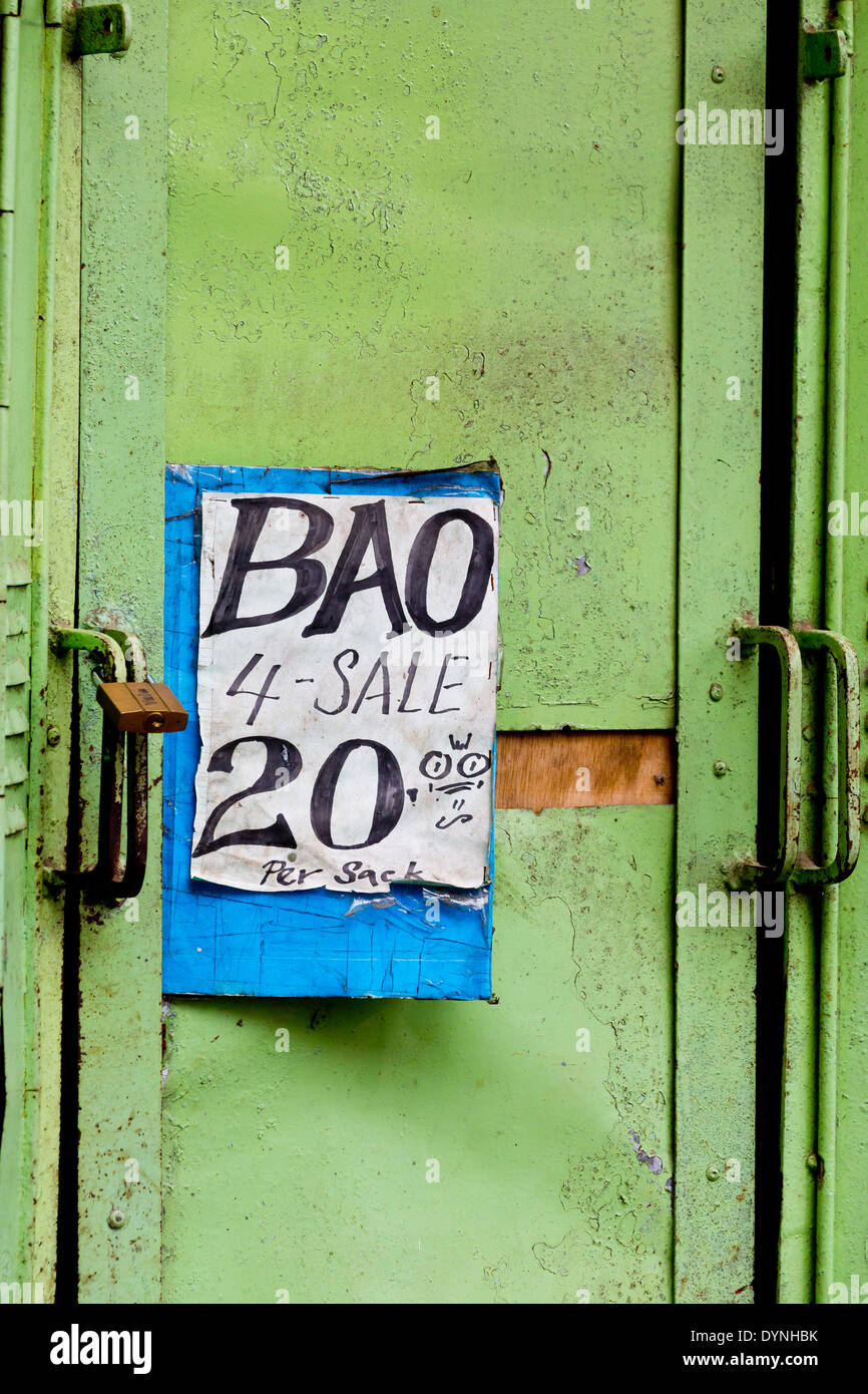 Preisschild in Puerto Princesa, Palawan, Philippinen Stockfoto