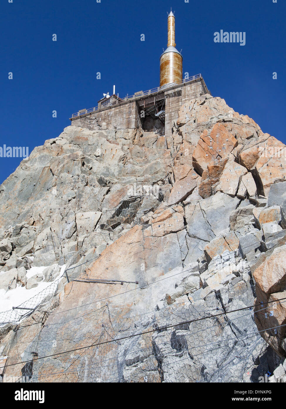 Gipfel der Aiguille du Midi auf 3842 m Höhe in den französischen Alpen. Stockfoto