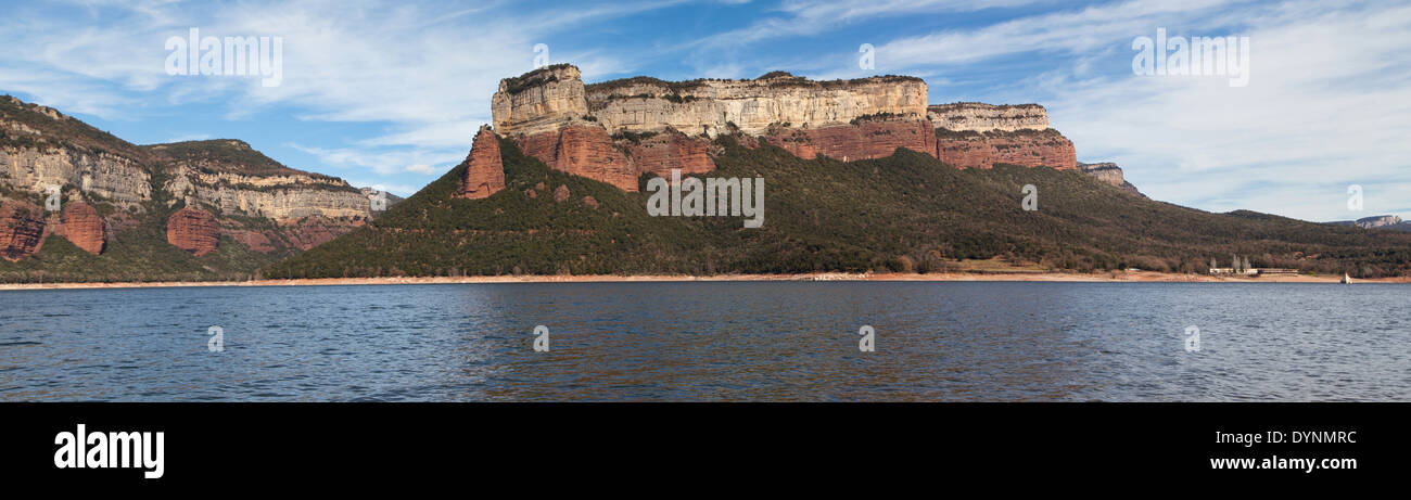 Panorama des Sau-Stausees in der Provinz von Barcelona, Catalonia. Stockfoto