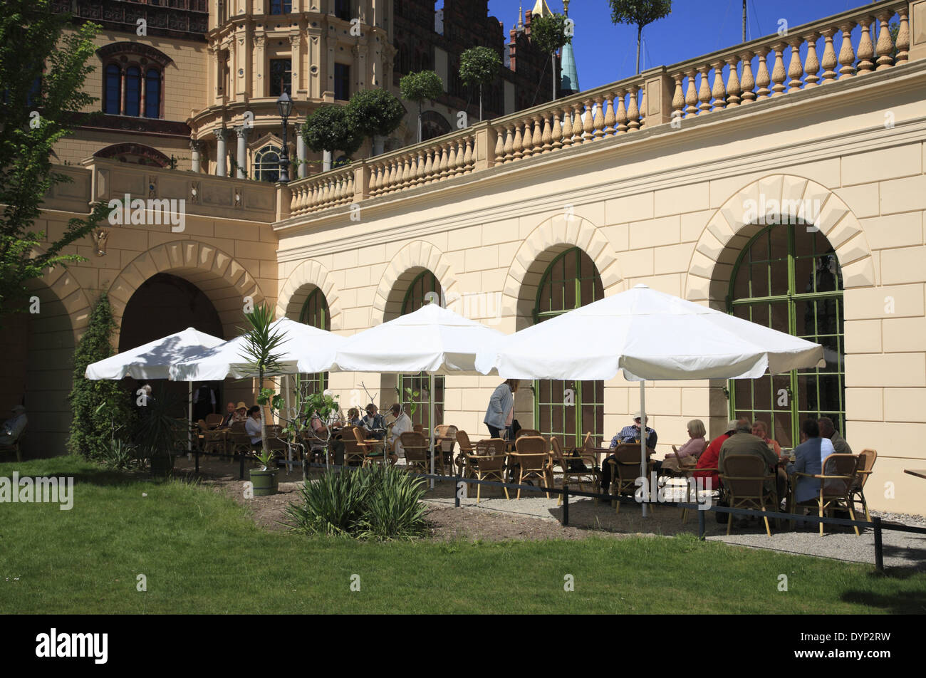 Schweriner Schloss, Cafe in der Orangerie, Mecklenburg Western Pomerania, Deutschland, Europa Stockfoto
