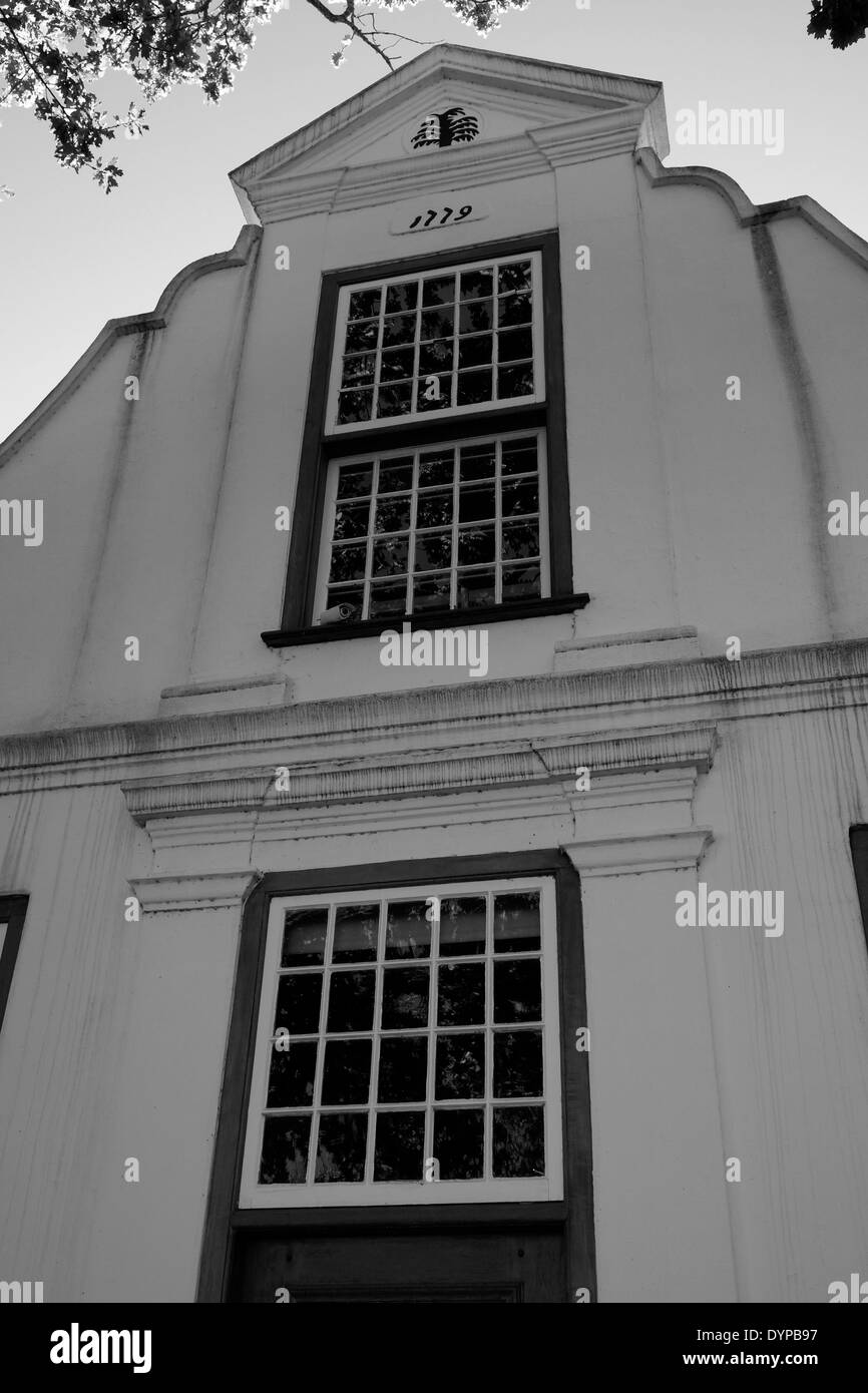 Cape Dutch Giebel mit dem Datum 1779 auf ein Haus in Stellenbosch in den Cape Winelands. Stockfoto