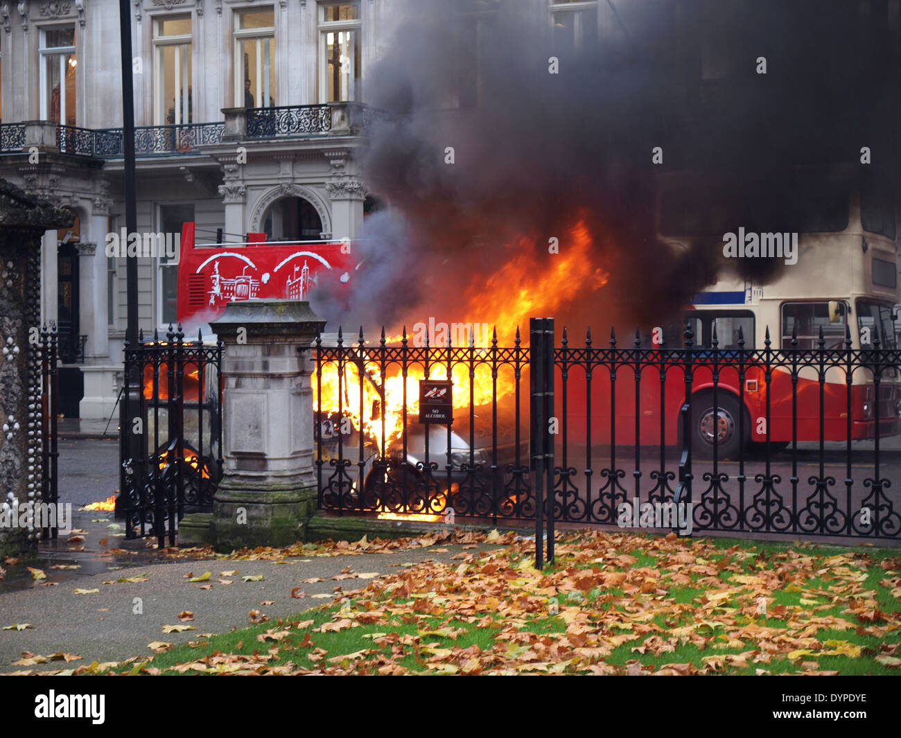 brennende van auf der Straße in London UK Stockfoto