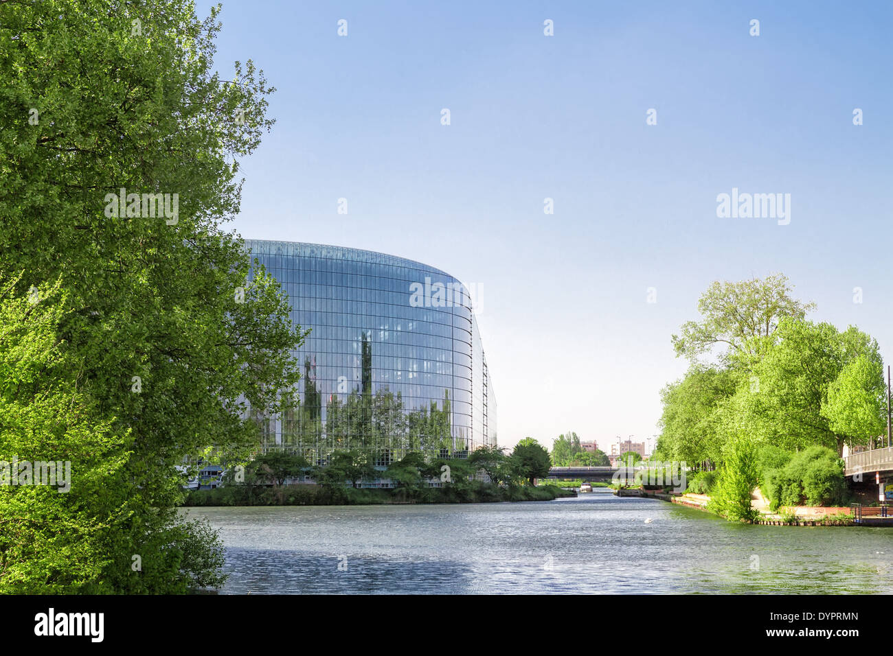 Straßburg, Frankreich. Das Gebäude beherbergt die Kammer des Parlaments und der Abgeordneten-Büros. Stockfoto