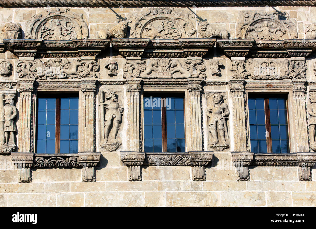 Smetana-Platz Detail der Dekoration der Fassade des Hauses Ritter in Litomysl Tschechien Stockfoto