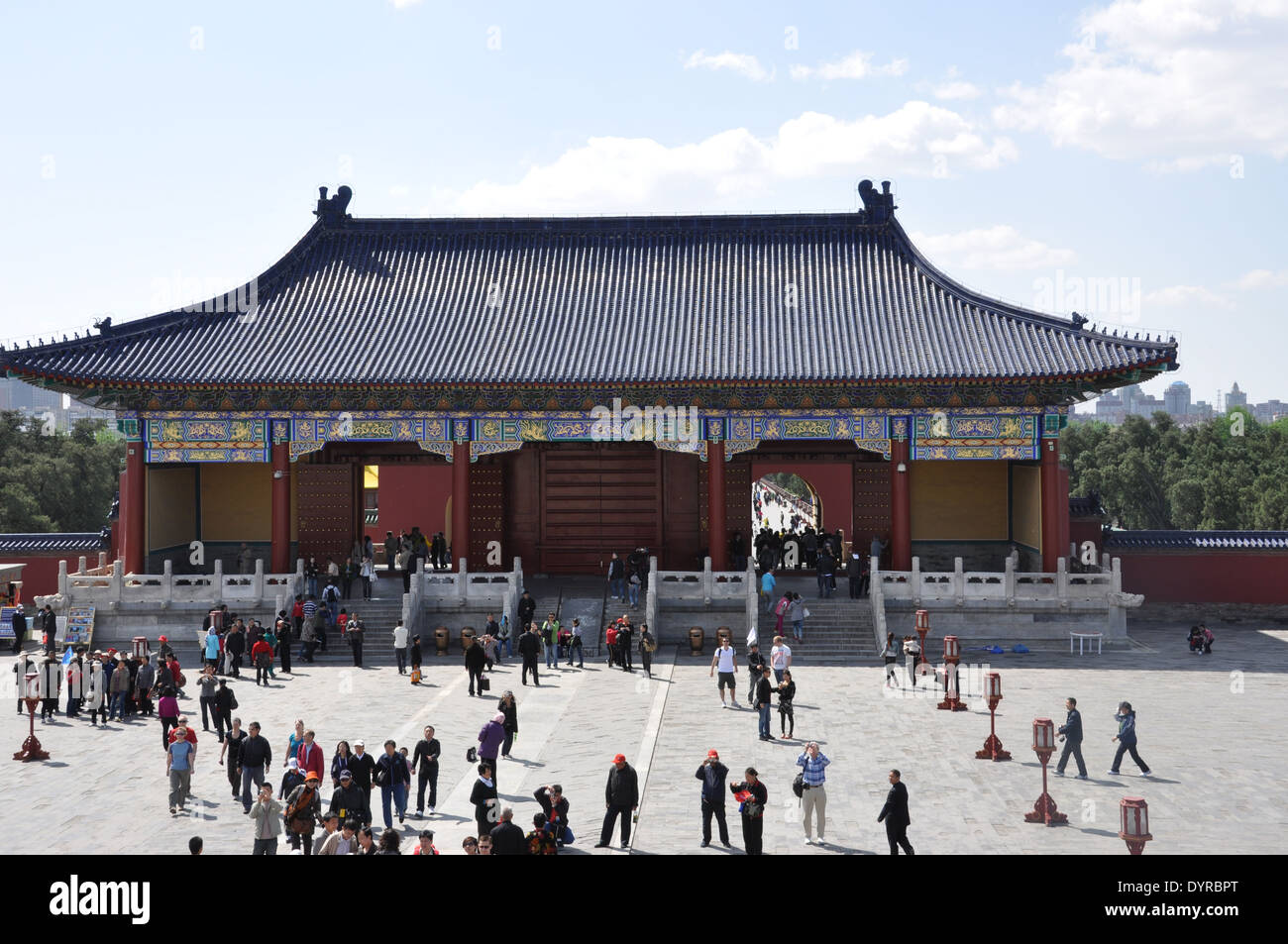 Eine der größten Hallen im Tempel des Himmels Park, Peking, China. Stockfoto