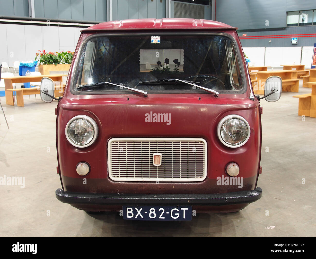 Fiat 850 t -Fotos und -Bildmaterial in hoher Auflösung – Alamy