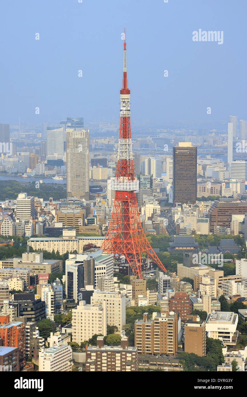 Tokyo Tower, Blick vom Tokyo City View in Roppongi Hills Mori Tower Tokyo, Japan Stockfoto
