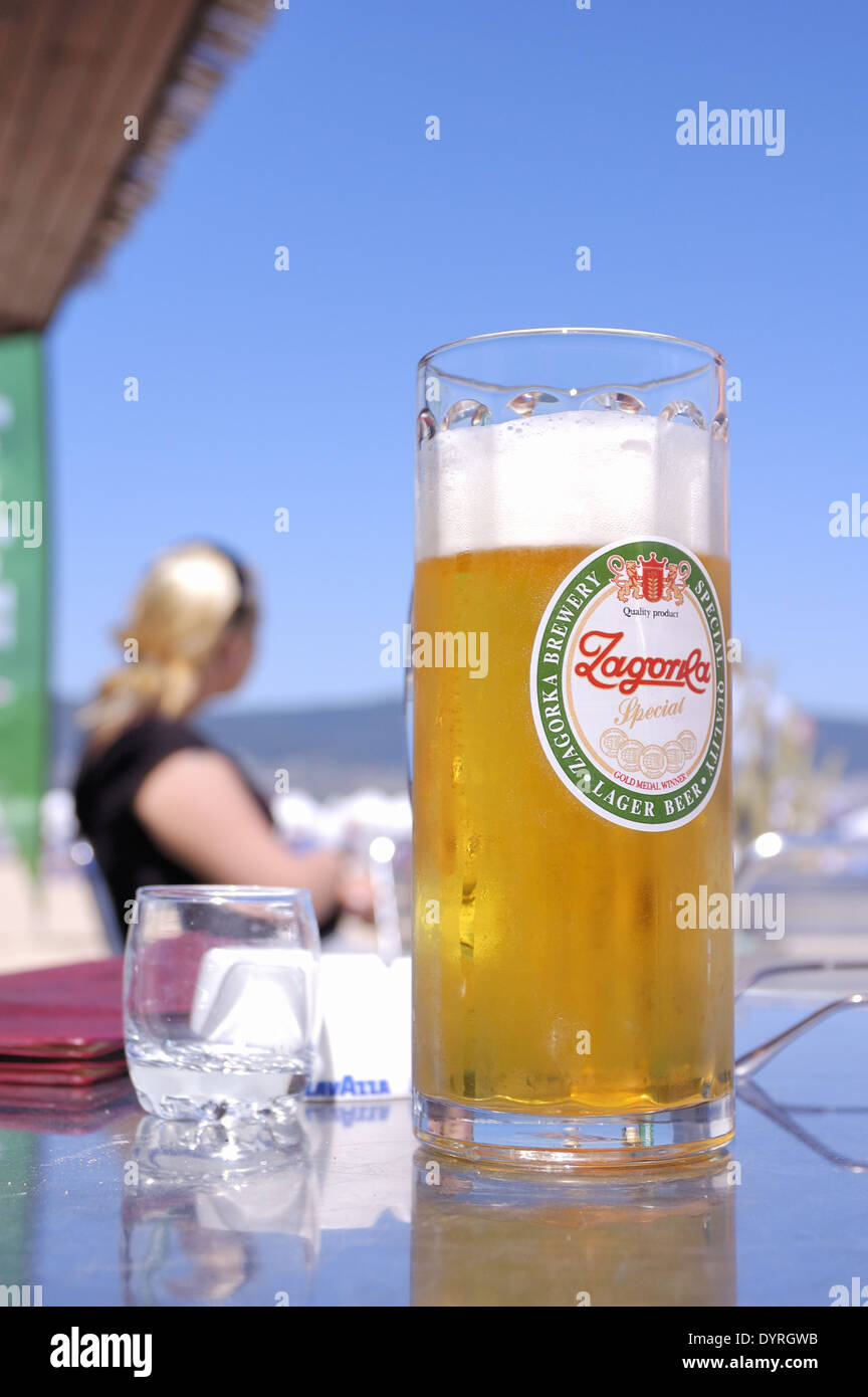 bulgarische Bier vom Fass, Küste von Burgas, Bulgarien Stockfoto