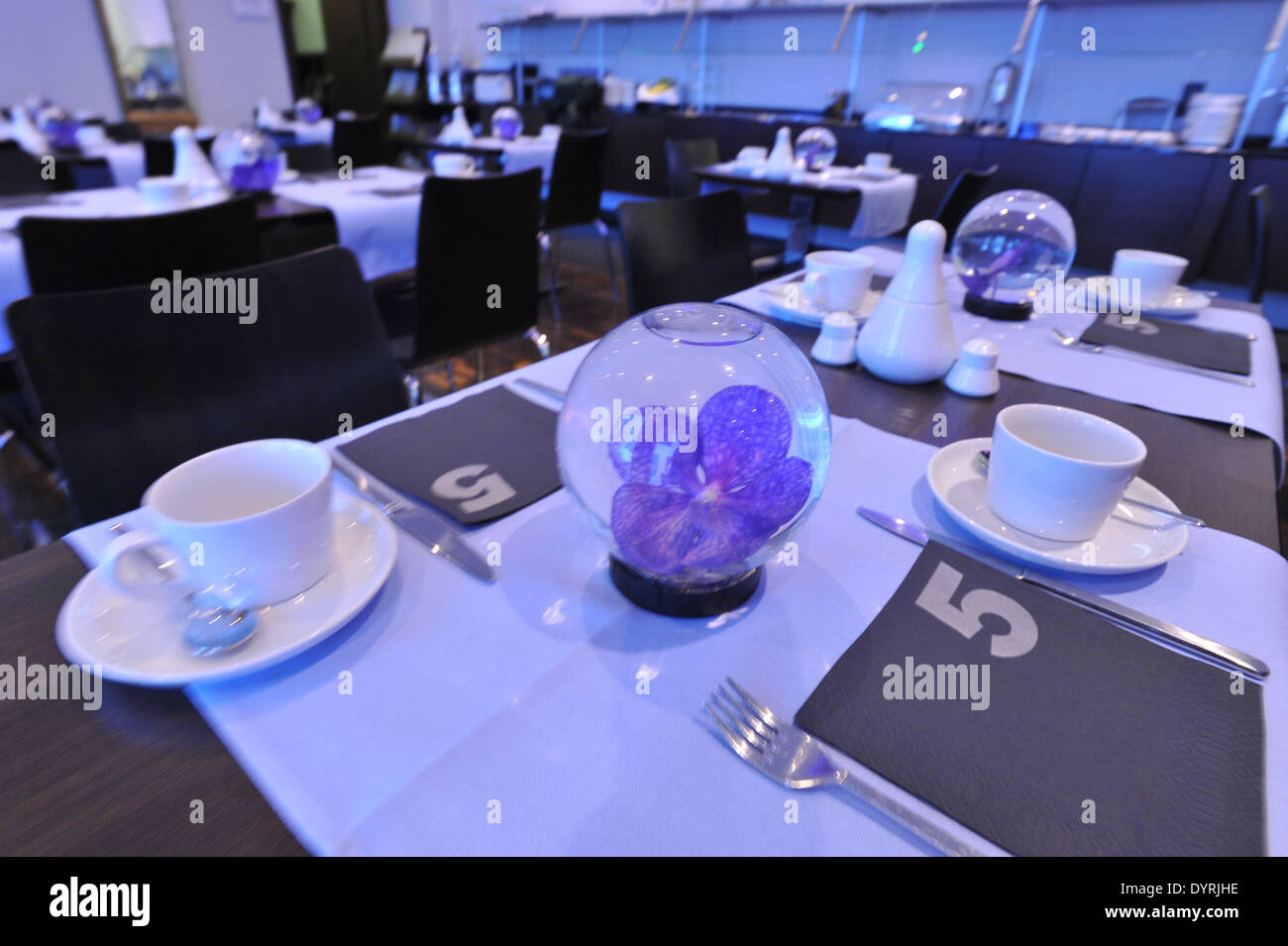 Hotel \ Hotel \