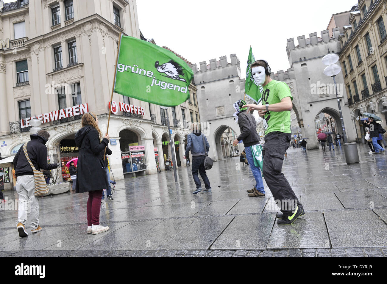 Protest Aktion am Münchner Stachus gegen das Verbot von tanzen am Karfreitag 2012 Stockfoto