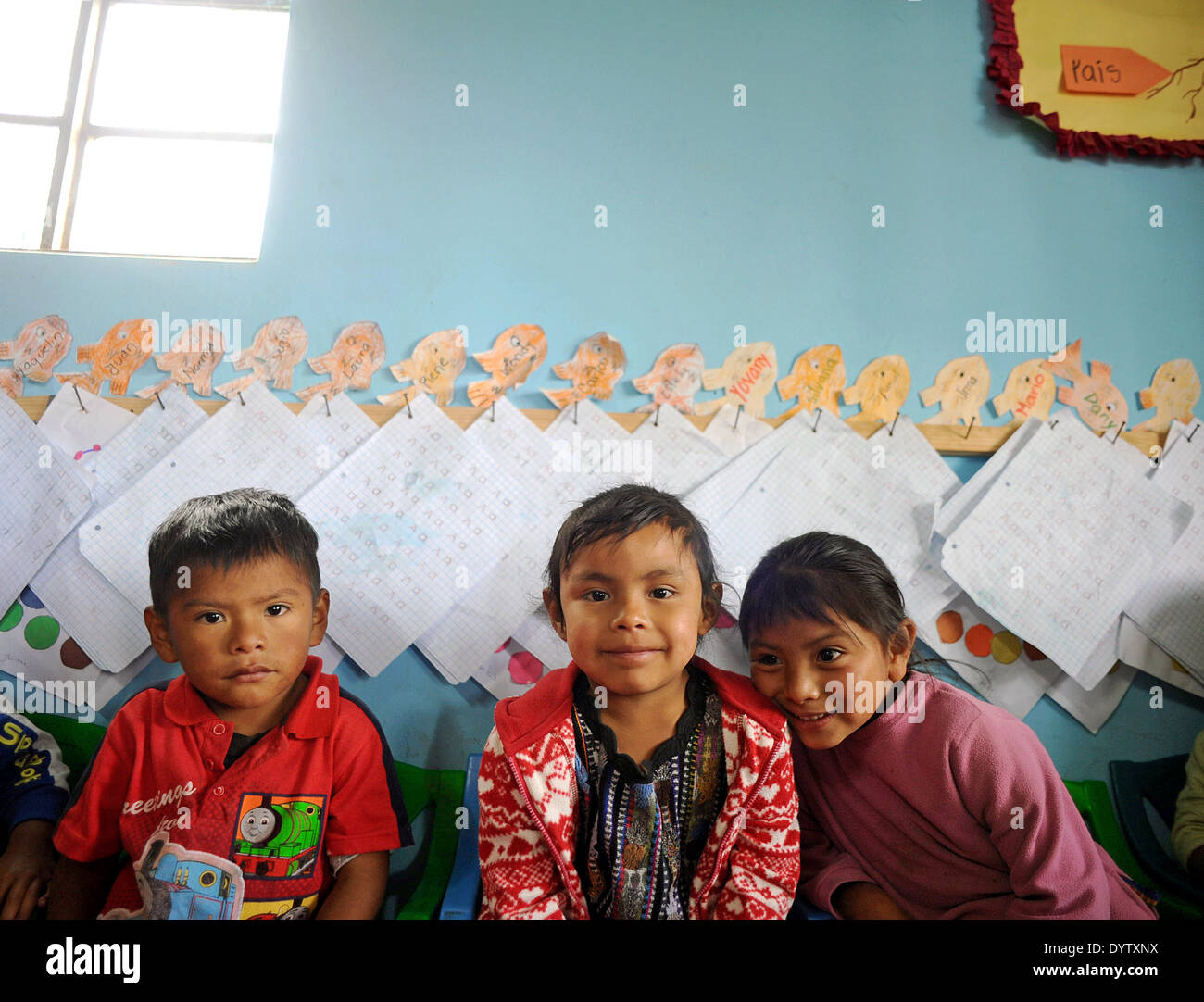 Maya indigene Kinder im Vorschulalter in El Barranco, Solola in Guatemala. Stockfoto