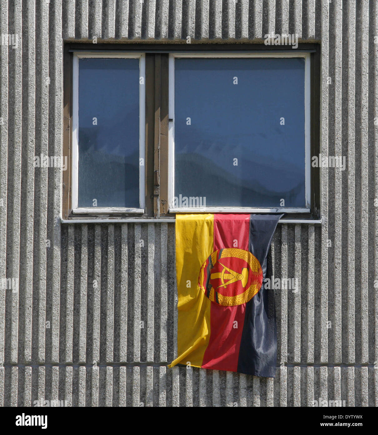 Die Flagge der Deutschen Demokratischen Republik Deutschland Stockfoto
