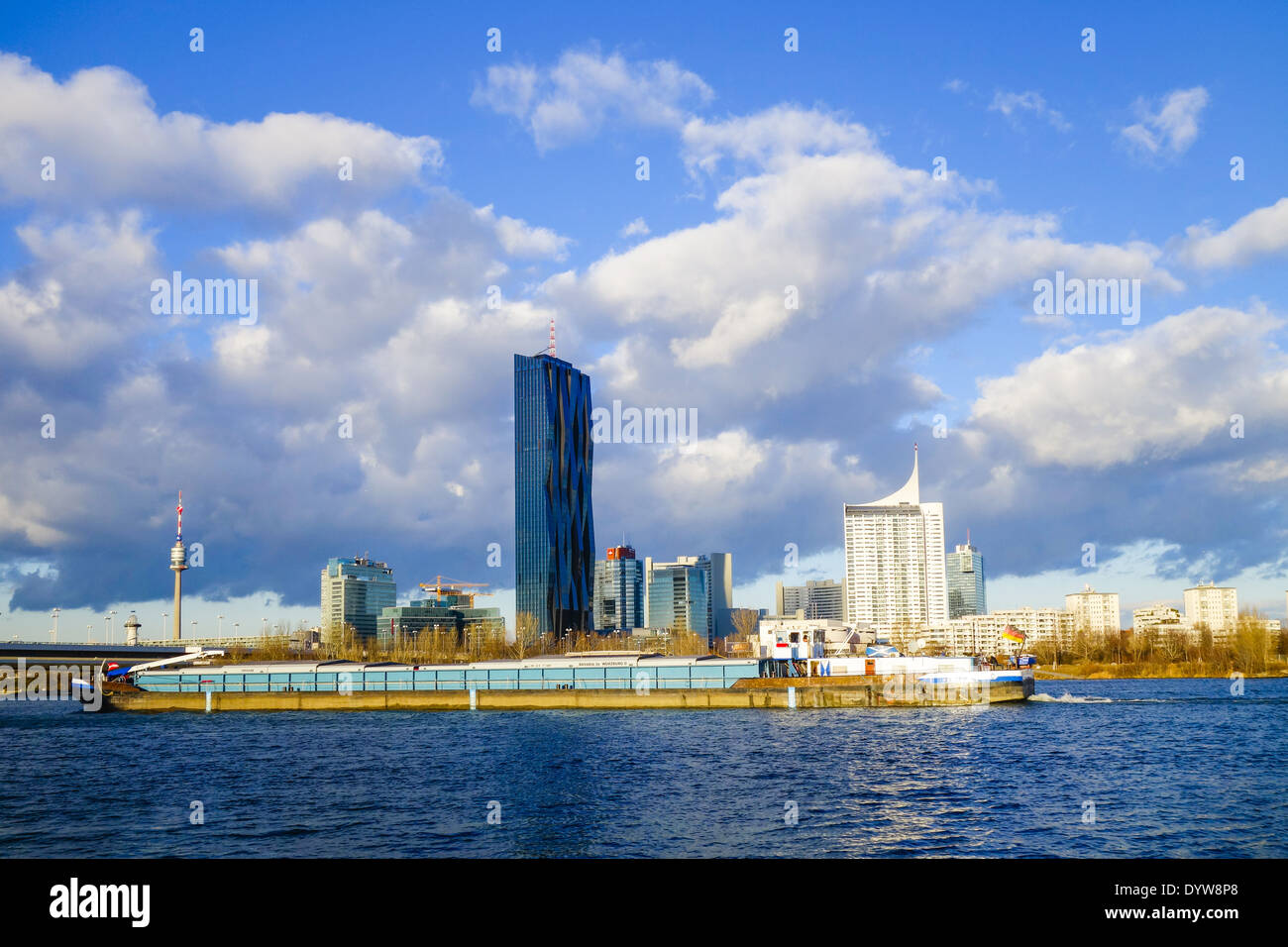 Wien, Danube City, DC-Tower, Dominique Perrault, Österreich, 22. Bezirk, Donaucity Stockfoto