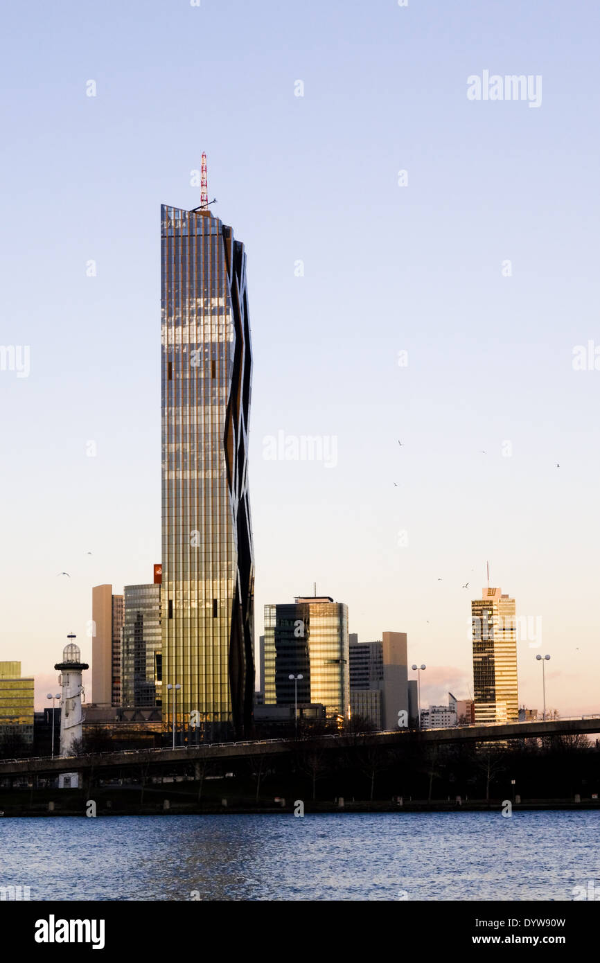 Wien, Danube City, DC-Tower, Dominique Perrault, Österreich, 22. Bezirk, Donaucity Stockfoto
