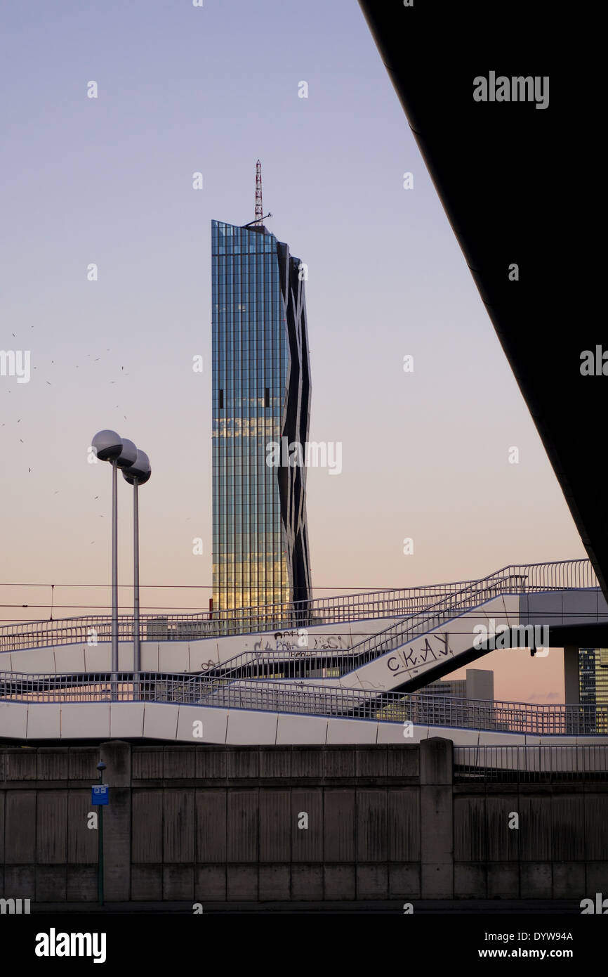 Wien, Danube City, DC-Tower, Dominique Perrault, Österreich, 22. Bezirk, Donaucity Stockfoto