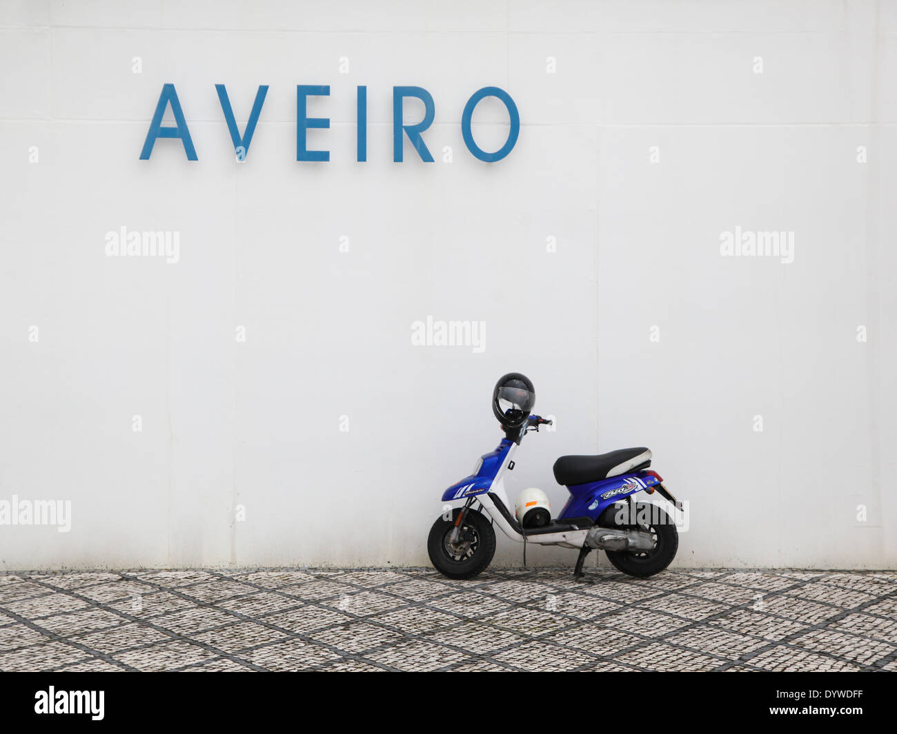 Vespa-Roller in Aveiro, Portugal Stockfoto