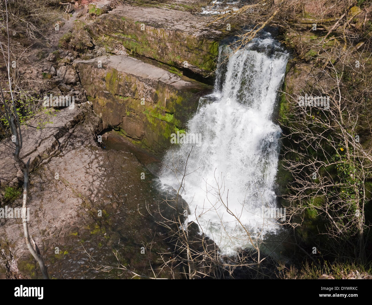 Sgwd (Uchaf) Clun Gwyn auf Afon Mellte in Brecon-Beacons-Nationalpark Wasserfälle Land Stockfoto