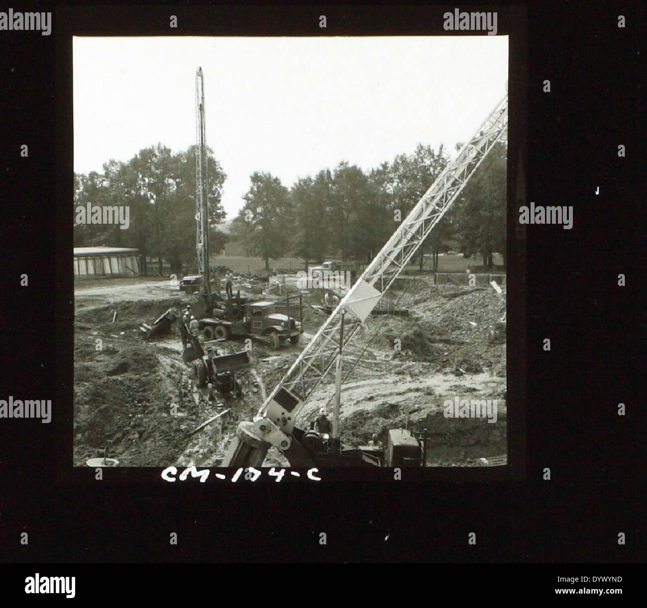 Dieses Foto von Continental Motors zeigt die verschiedenen Motoren, die in der Flugzeugproduktion eingesetzt werden. Die für ihre Zuverlässigkeit bekannten Triebwerke spielten eine entscheidende Rolle beim Antrieb einer breiten Palette ziviler und militärischer Flugzeuge. Stockfoto