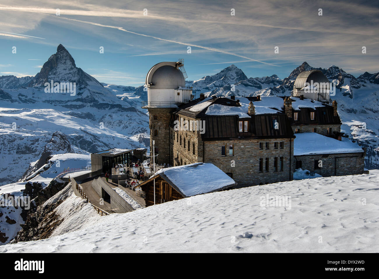 Sternwarte Gornergrat mit Matterhorn hinter Zermatt, Wallis oder Wallis, Schweiz Stockfoto