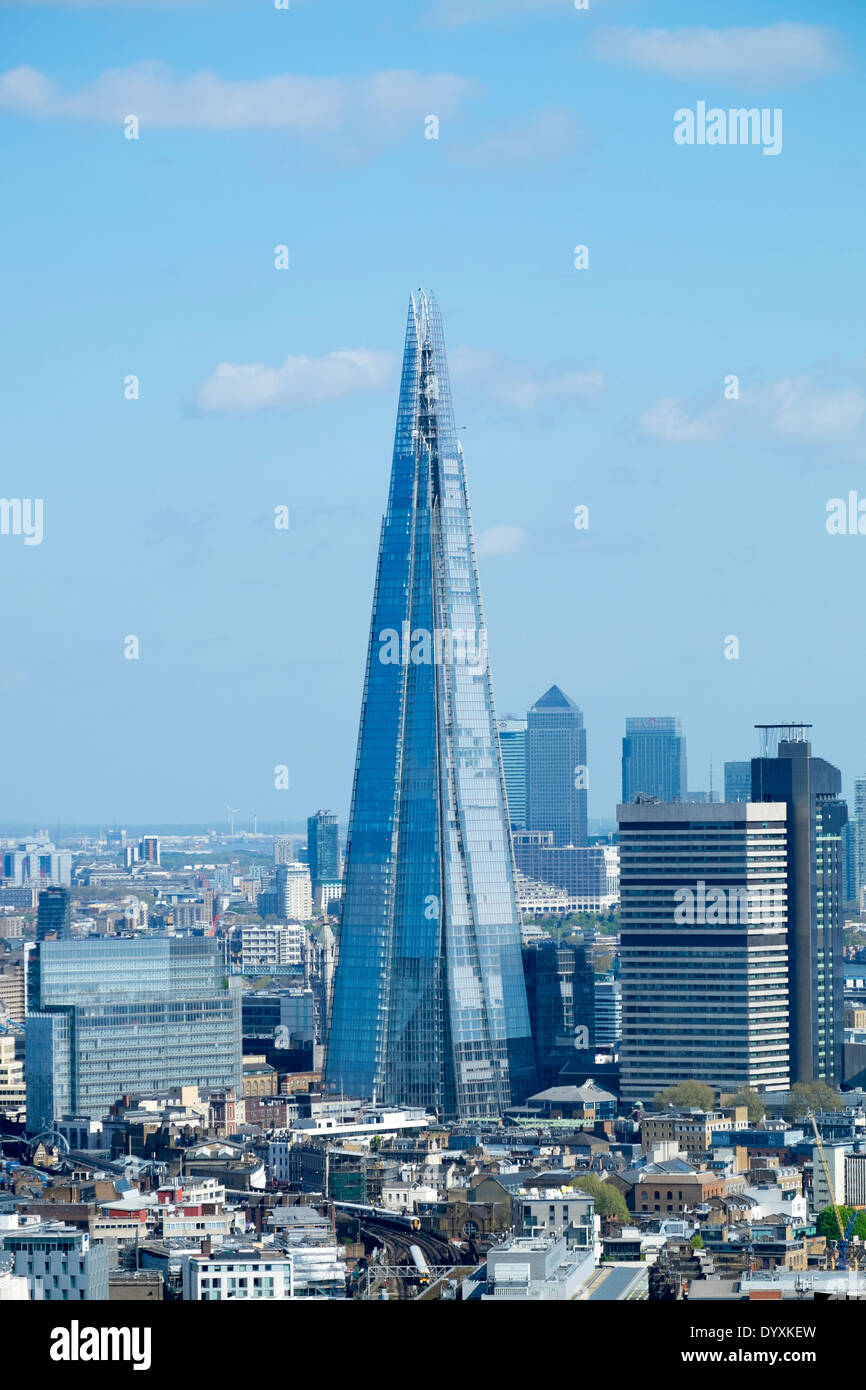 Blick auf The Shard neue Wolkenkratzer und die Skyline von London Vereinigtes Königreich Stockfoto