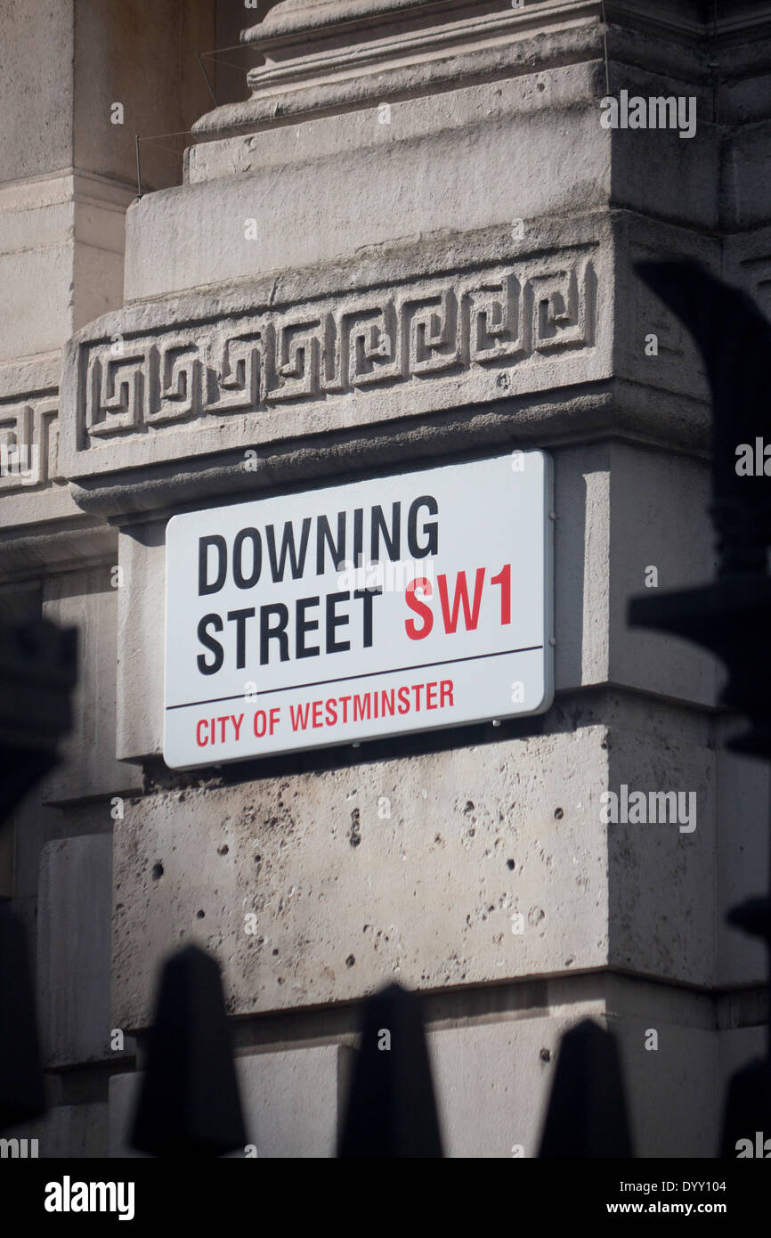 Downing Street Downing St SW1 Zeichen City of Westminster London England UK Stockfoto