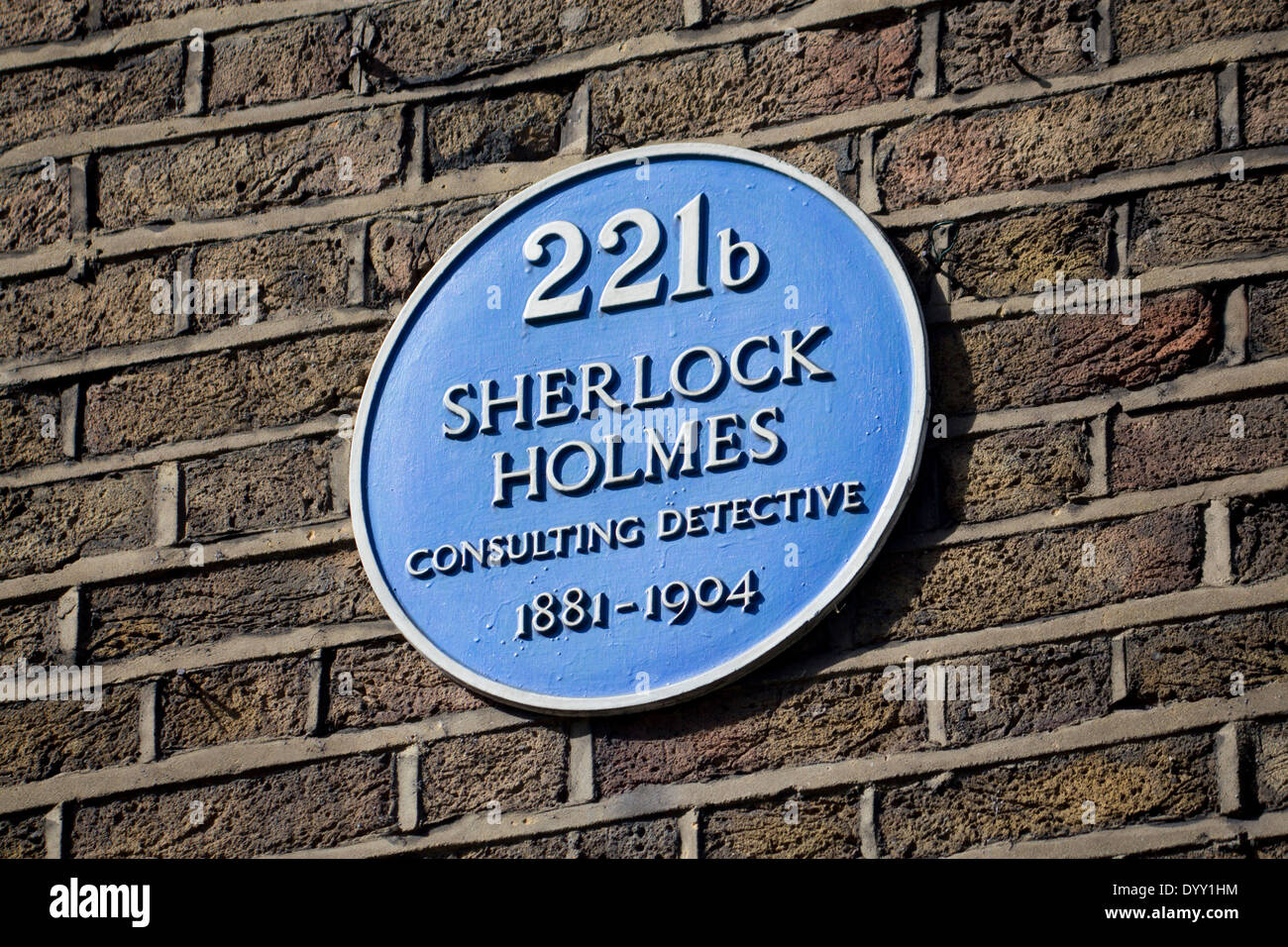 Sherlock Holmes blaue Plakette über Museum 221 b Baker Street Marylebone London England UK Stockfoto