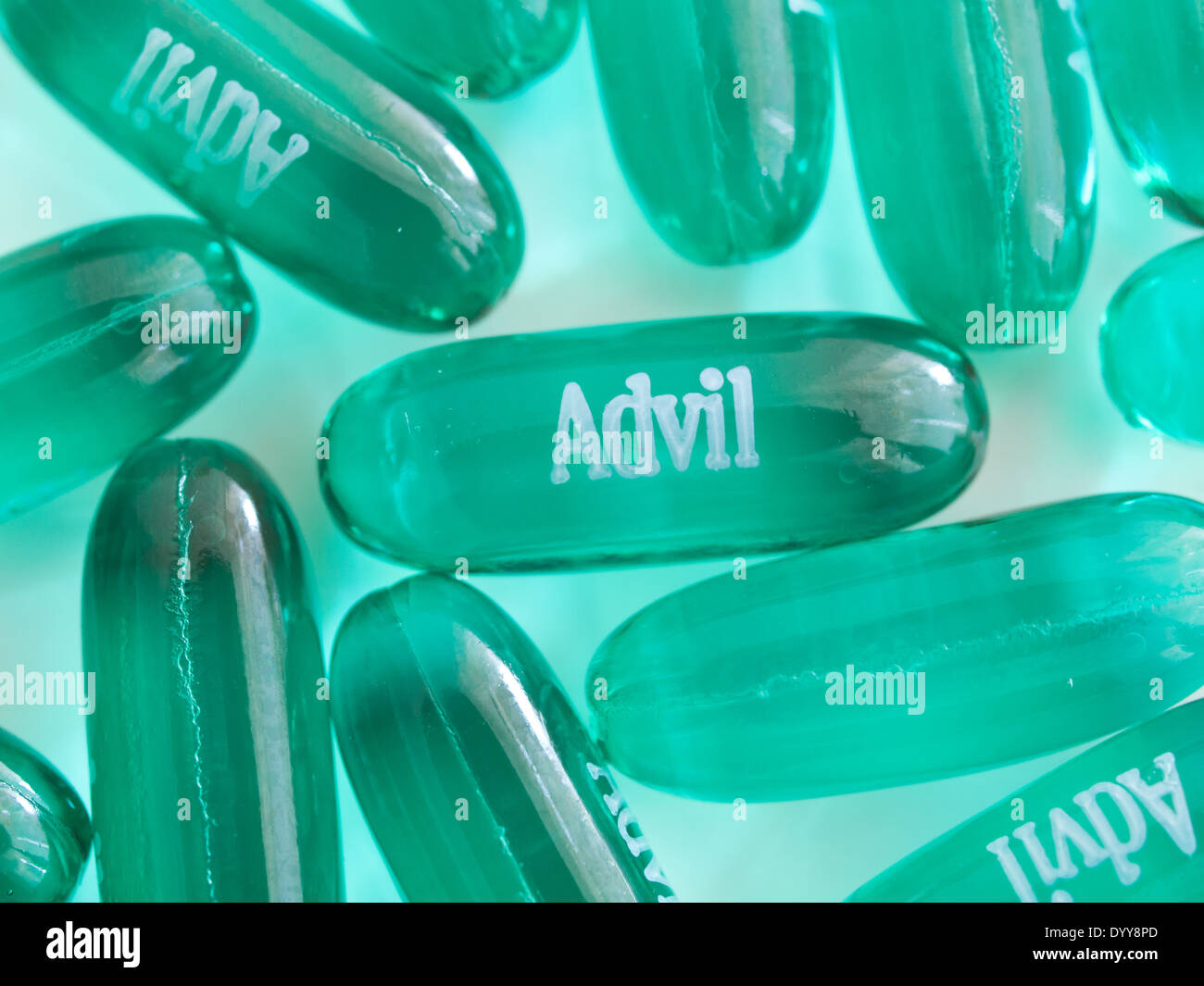 Advil liqui gel -Fotos und -Bildmaterial in hoher Auflösung – Alamy