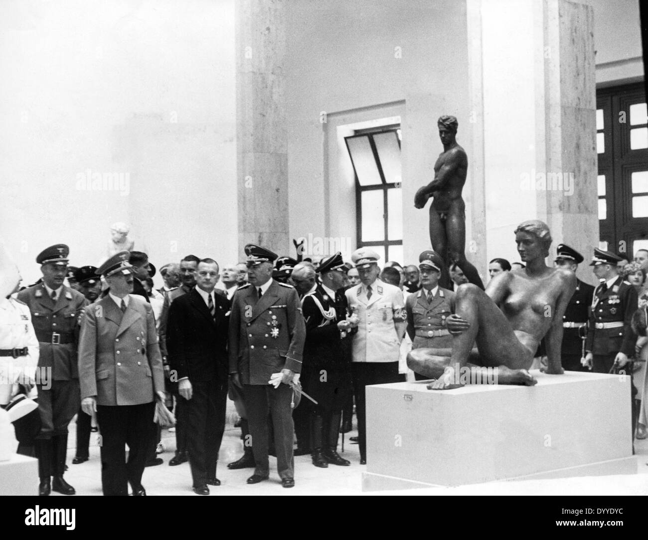 Adolf Hitler besucht die "großen deutschen Kunstausstellung", 1939 Stockfoto