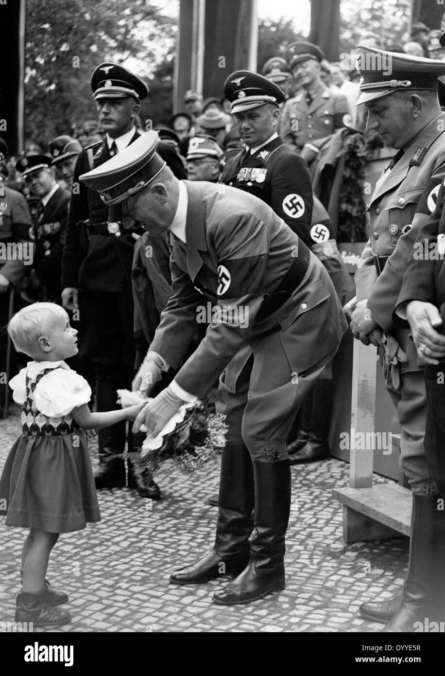 Adolf Hitler besucht Dessau, 1938 Stockfoto