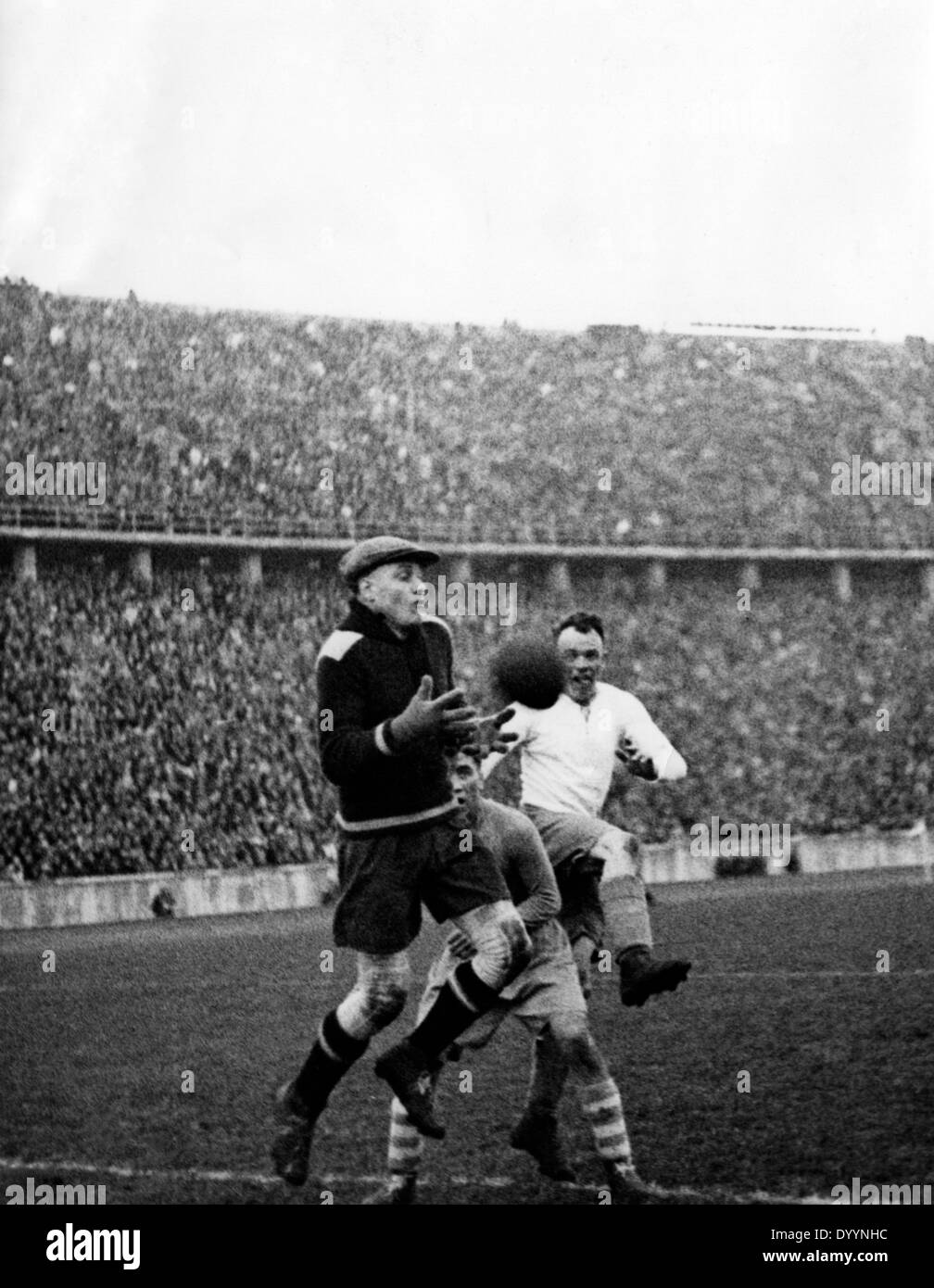 Hans Klodt das Spiel FC Schalke 04 gegen Hertha-BSC, 1937 Stockfoto