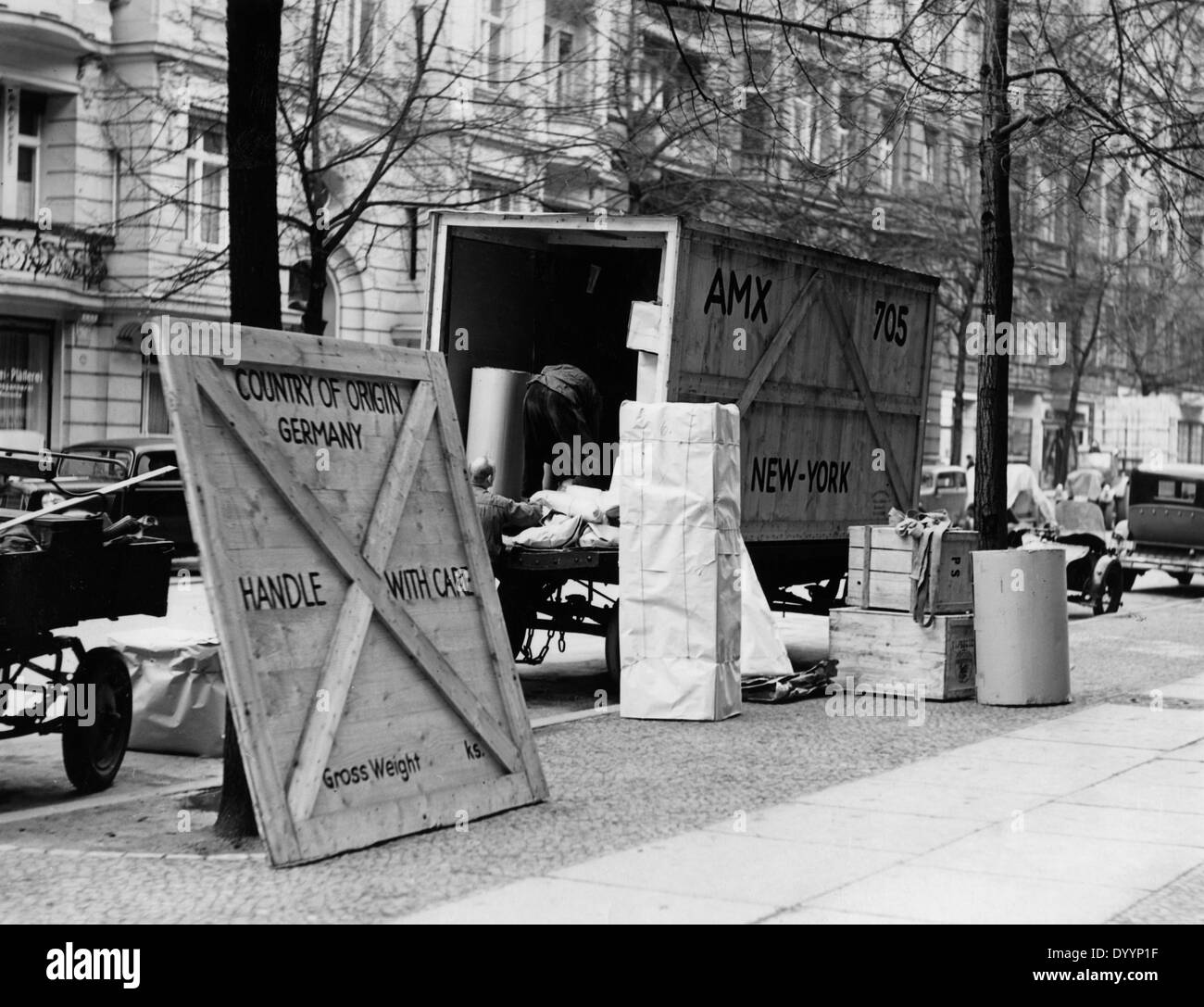 Jüdischen Familie verlässt Berlin, 1939 Stockfoto