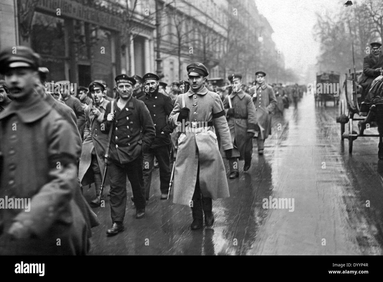 Berlin: Revolution November 1918 revolutionäre Truppen in Berlin, 1918 Stockfoto