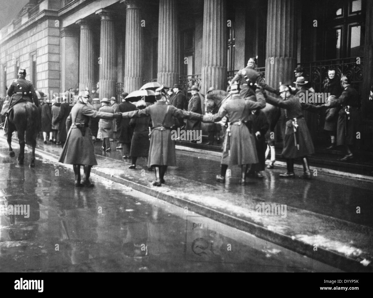 Weltwirtschaftskrise: Banken, Börse, protestieren vor der Berliner Börse, 1931 Stockfoto