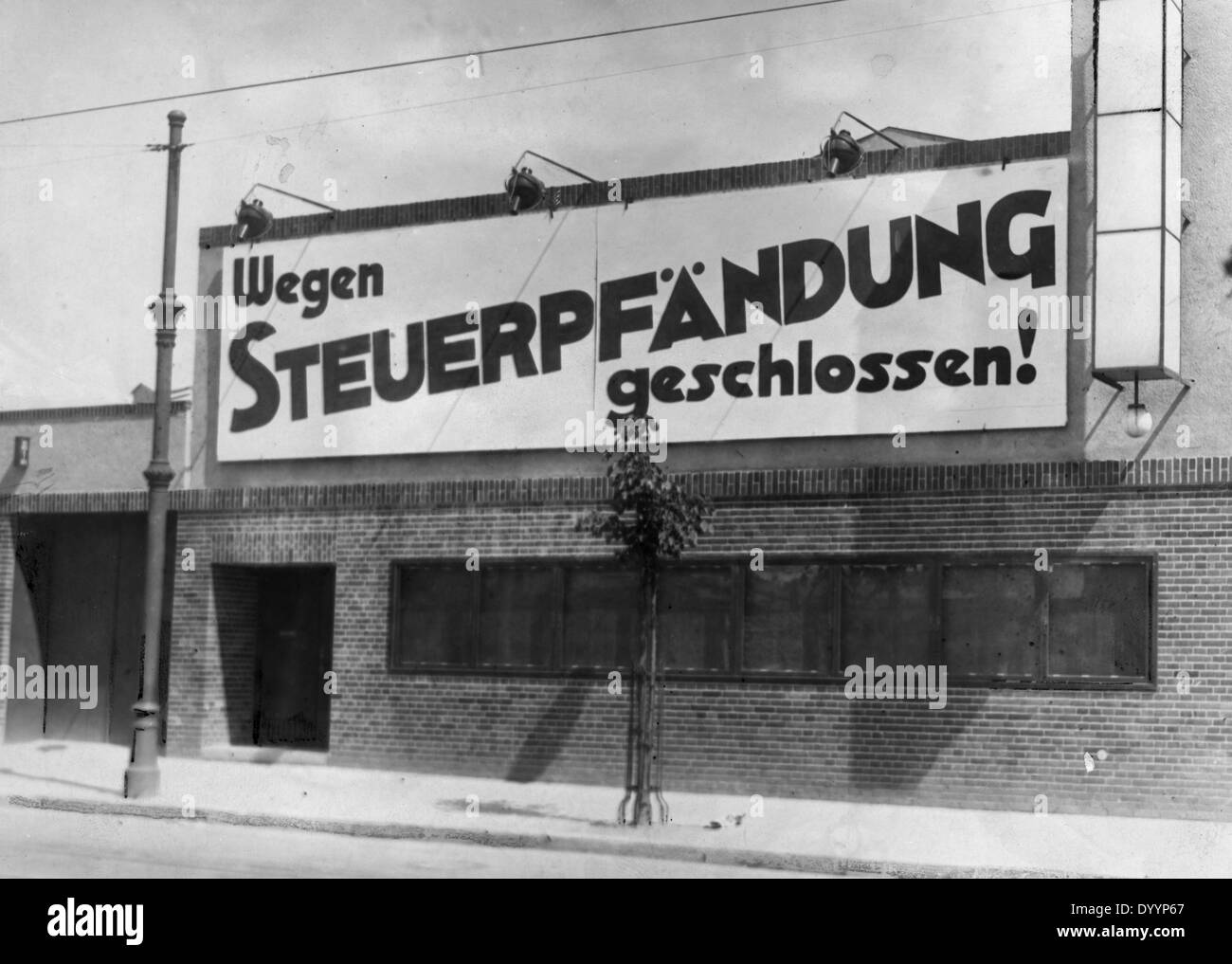 Kino während der weltweiten Wirtschaftskrise: Wirtschaft und Industrie Stockfoto