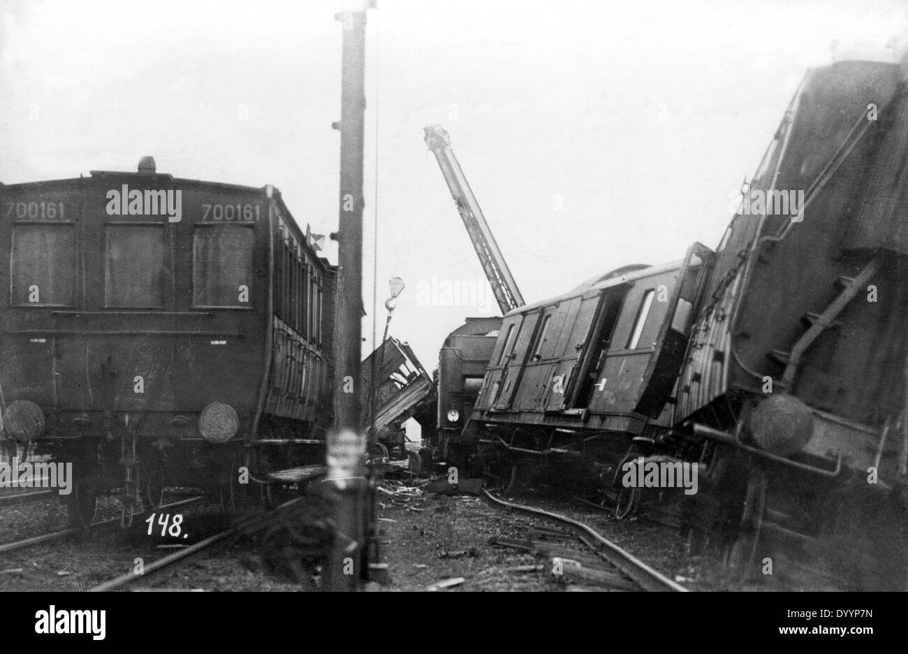 1923-1925: die Franzosen besetzen das Ruhrgebiet: Zug und Schiff Verkehr, Zugunglück während der Besatzung Stockfoto