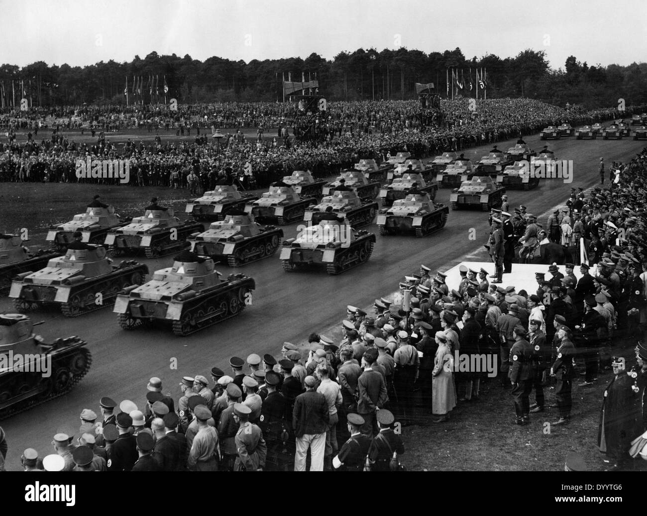 Tank-Parade auf dem 7. Parteitag der Nazi, 1935 Stockfoto