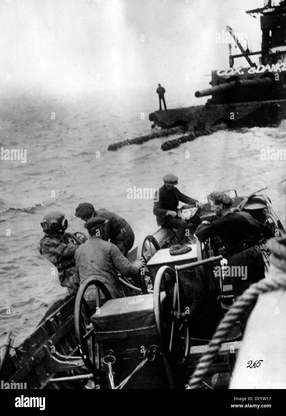 Hebung der SMS Hindenburg, 1930 Stockfoto