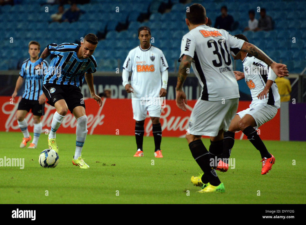 Porto Alegre, Brasilien. 27. April 2013. PORTO ALEGRE - April 27 - Luan in der Partie zwischen Gremio und Atletico MG, entsprechend in die zweite Runde der brasilianischen Liga, gespielt am 27. April 2104 im Arena Stadion tun Gremio. Foto: Luiz Munhoz/Urbanandsport/Nurphoto © Luiz Munhoz/NurPhoto/ZUMAPRESS.com/Alamy Live-Nachrichten Stockfoto