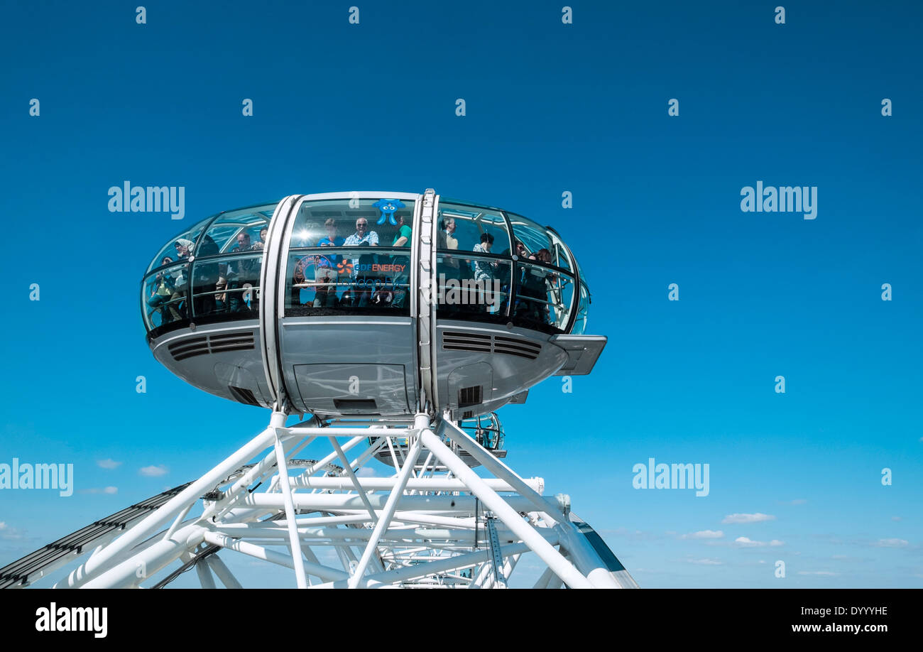 London Eye oder Millennium Wheel in London Vereinigtes Königreich Stockfoto
