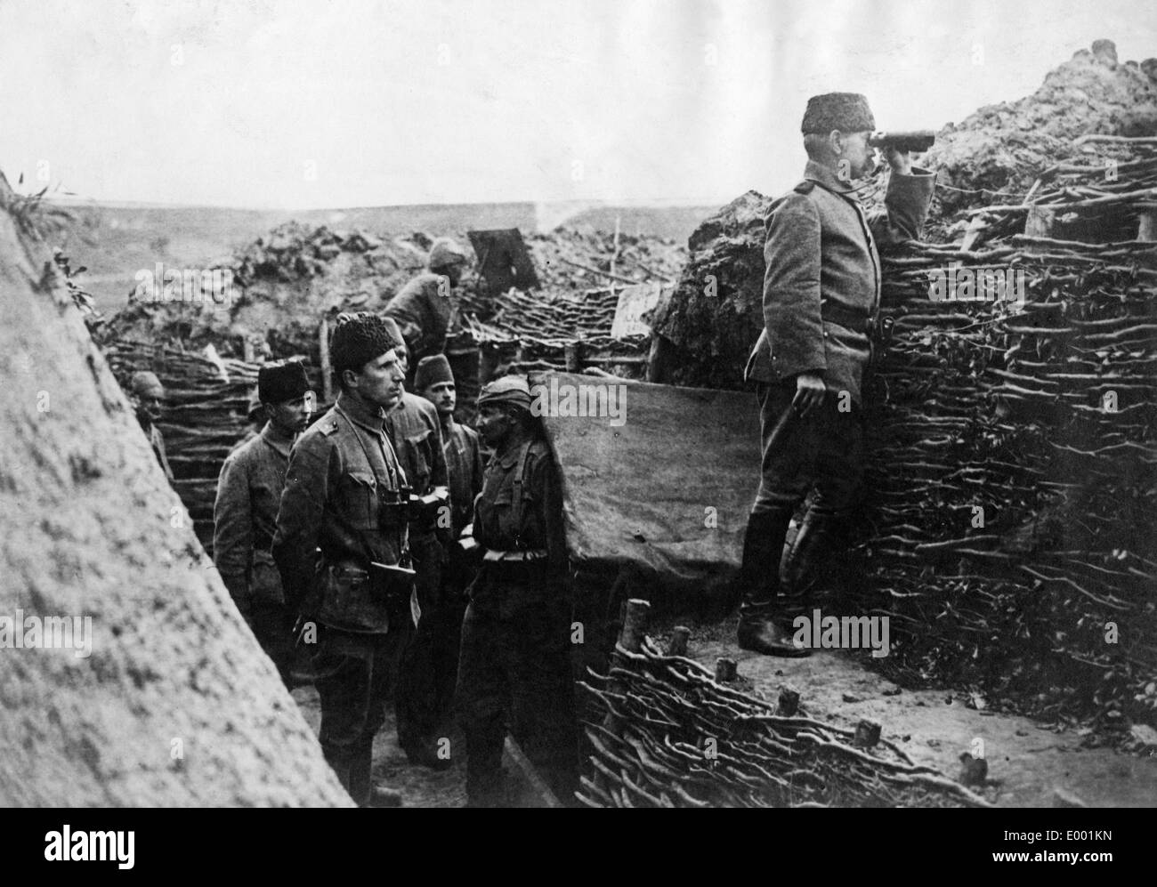 Türkische Truppen während der deutsch-österreichischen Offensive in Galizien, 1917 Stockfoto